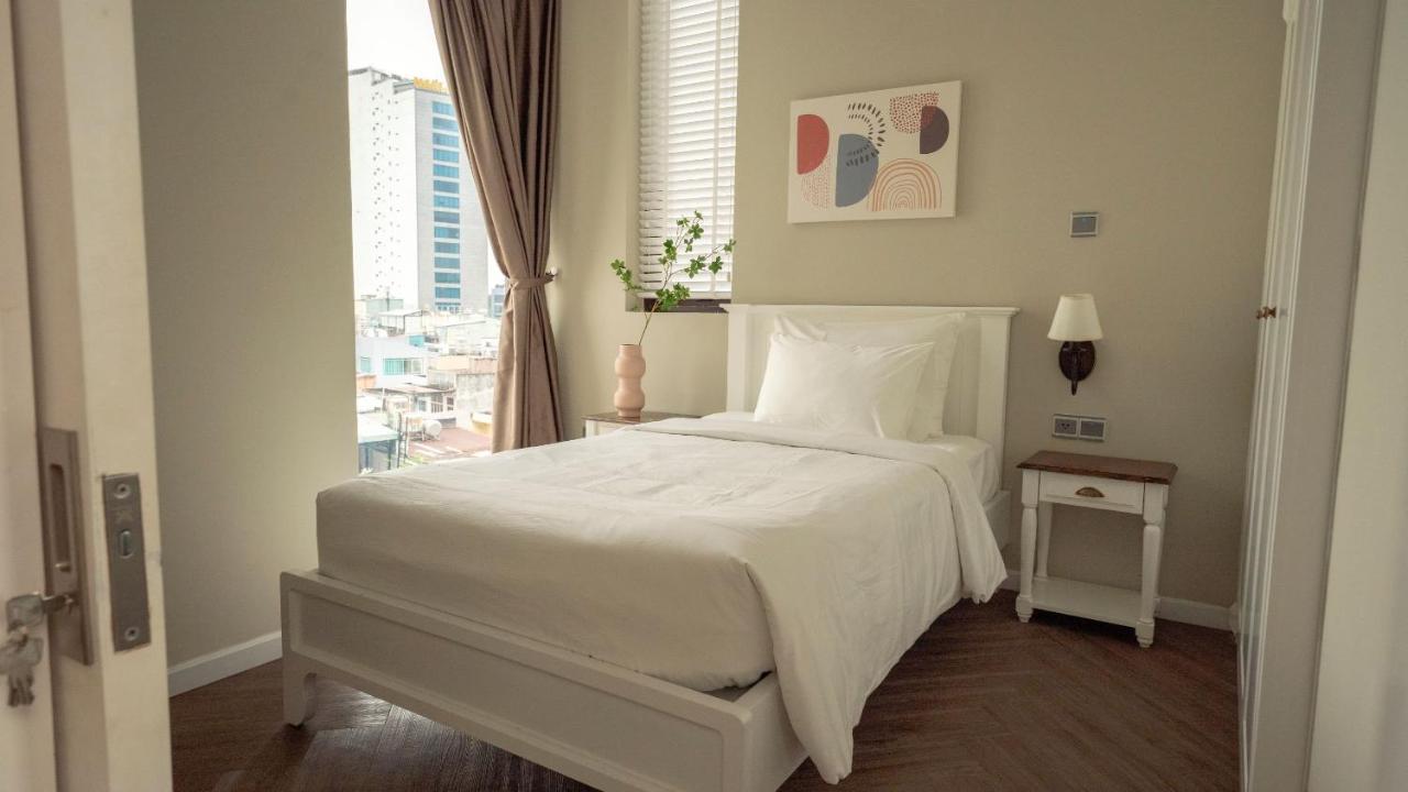 Khách sạn hẻo lánh Celine Living -